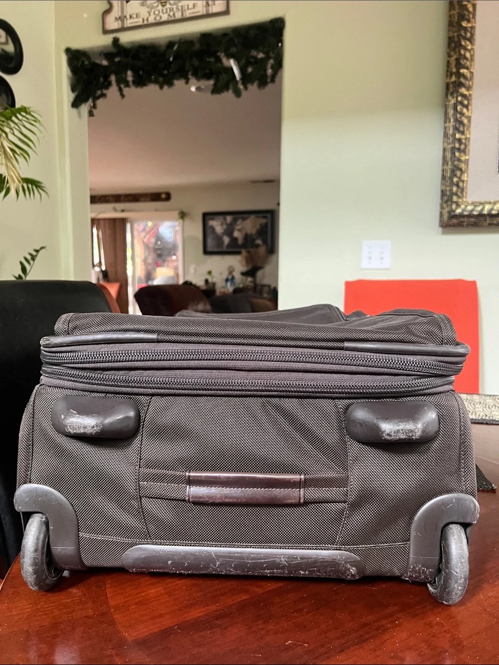 Tumi Brown 2 Wheeled Carry-On with Telescoping Handle. Pre-owned.